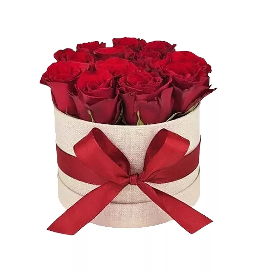 Send Red Roses Hat Box To Germany