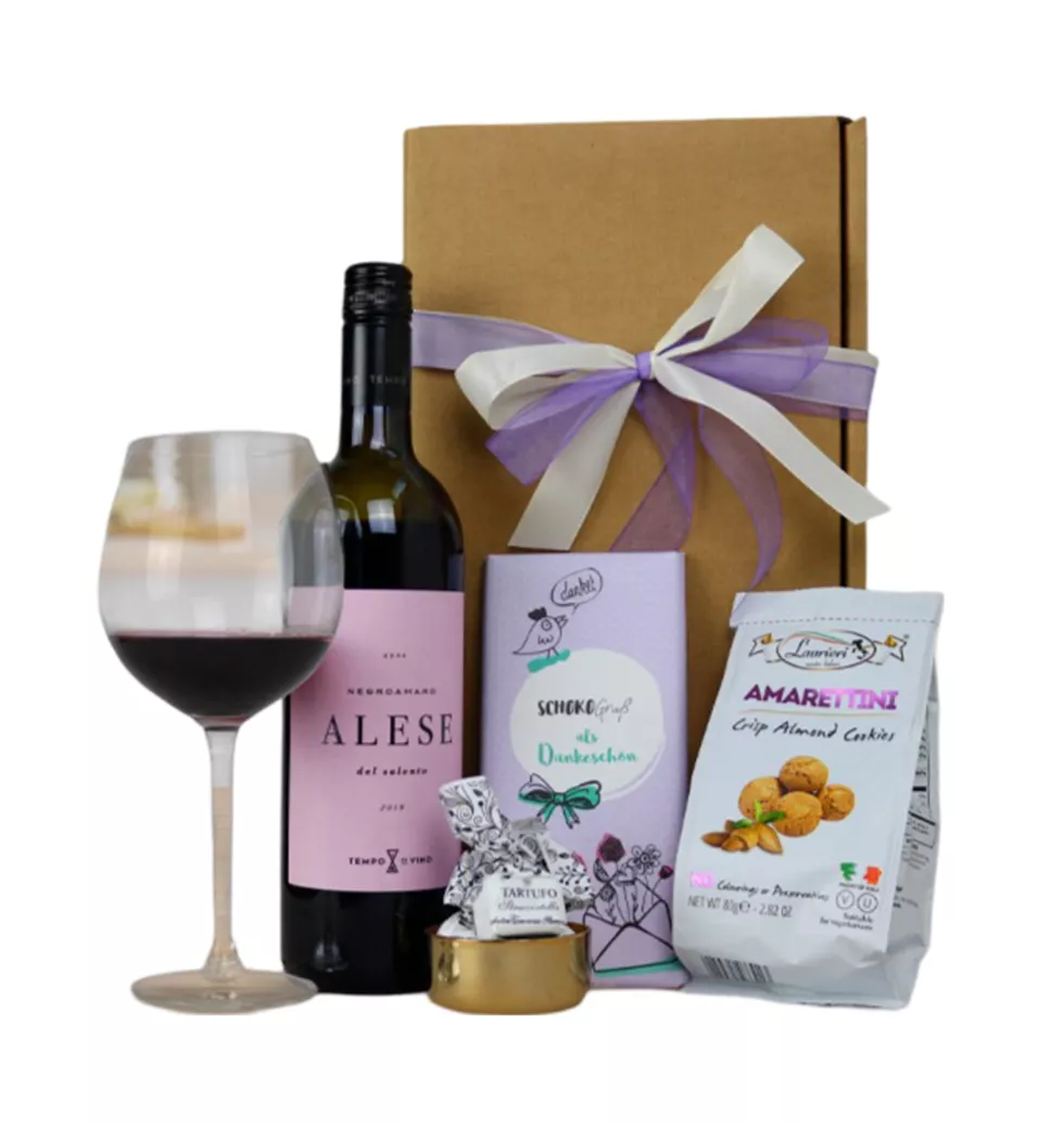 Delicate Amaretti & Wine Celebration Box